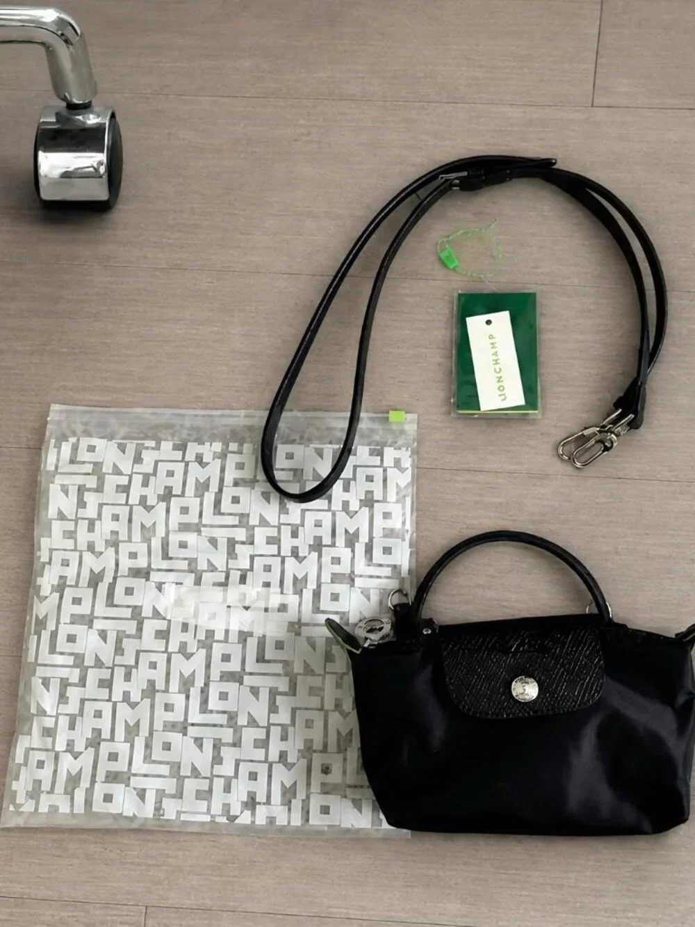 Longchamp Le Pliage Energy XS Top Handle Bag - Black ✨